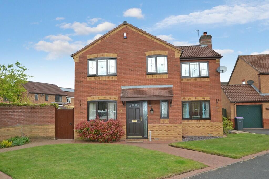 4 bedroom detached house for rent in Woodbine Drive, Muxton, Telford, TF2