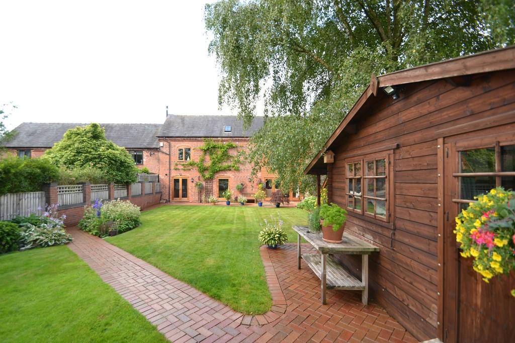 4 bedroom barn conversion for sale in Eaton Grange Barns, Eaton Upon