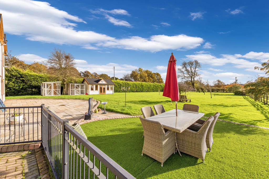 5 bedroom detached house for sale in Shrewsbury Road, Prees, SY13