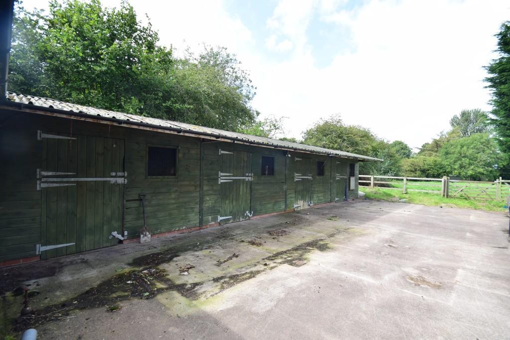 5 bedroom property for sale in Prees Green, Whitchurch, SY13