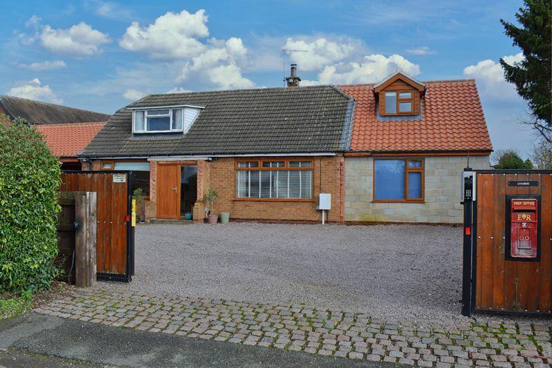 5 bedroom detached house for sale in Bathley Lane, Little Carlton, NG23