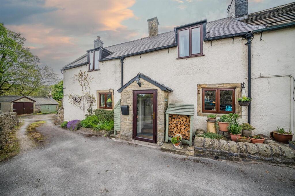Main image of property: Great Hucklow, Buxton