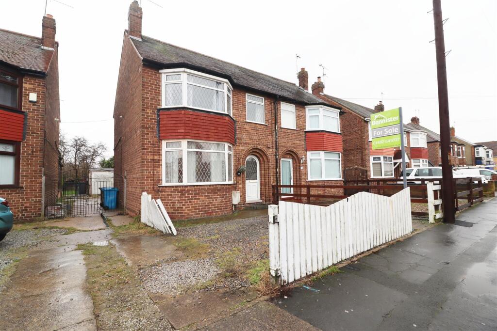 3 bedroom semi-detached house