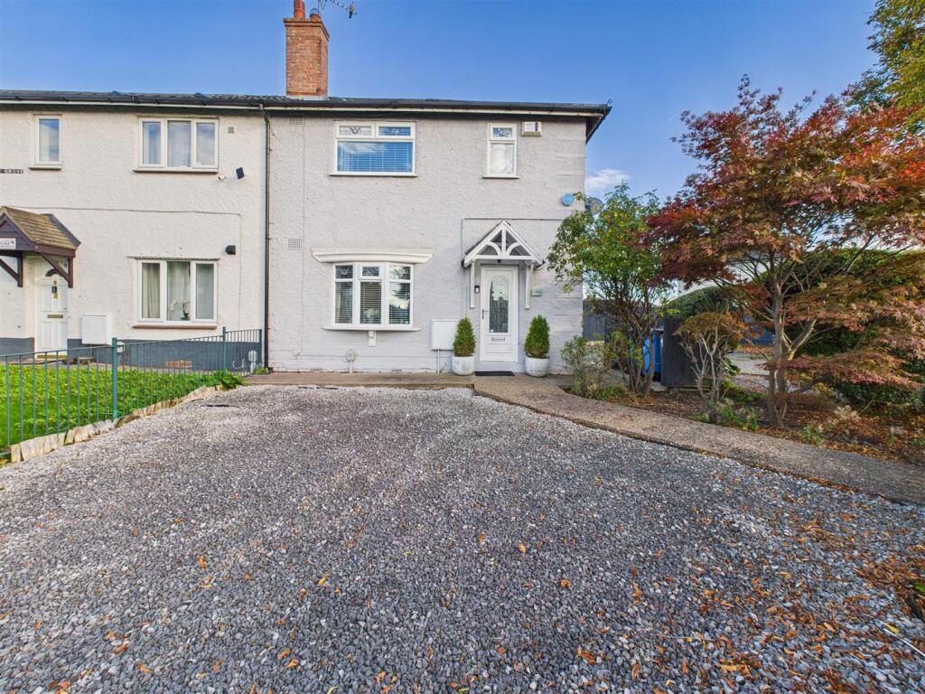 Main image of property: North Road, Hull