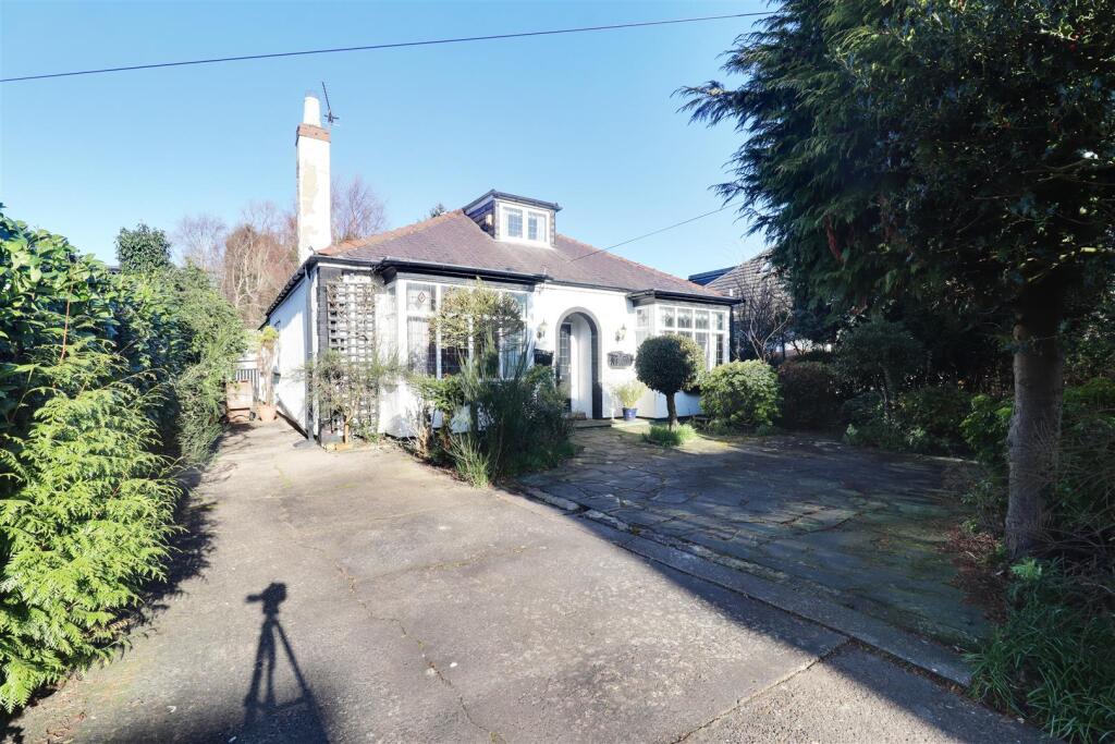 Main image of property: Hawthorne Avenue, Willerby, Hull