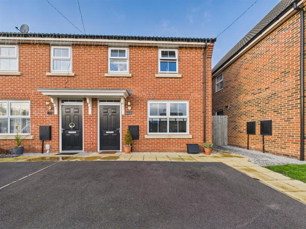 Main image of property: Stockdove Drive, Hessle