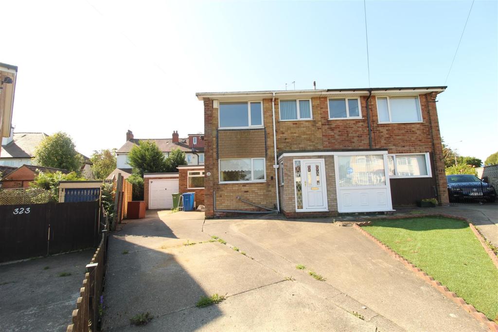 3 Bedroom Semi Detached House For Sale Boothferry Road Hessle Property Sourcing Software Dealsourcing Co