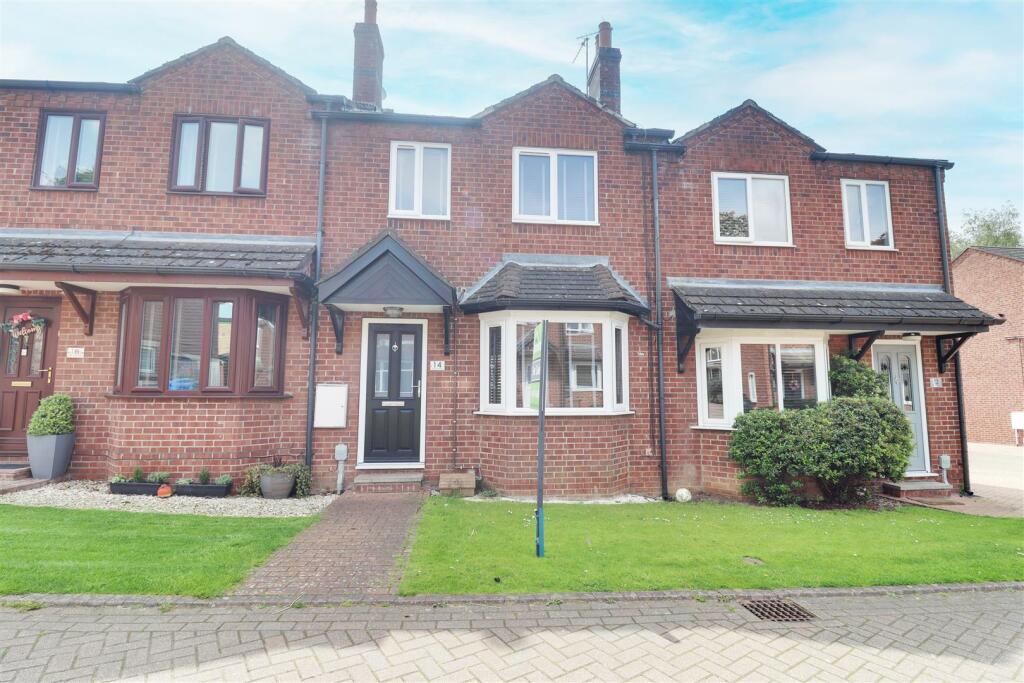 3 bedroom terraced house for rent in Wilson Close, North Ferriby, HU14