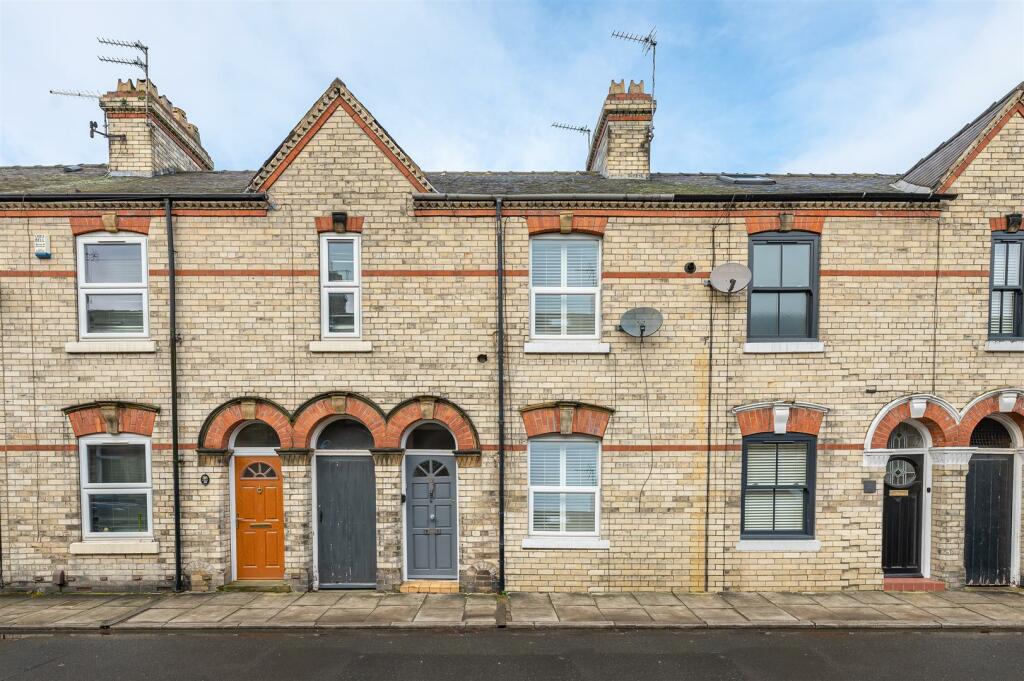 2 bedroom terraced house for sale in Abbey Street, Off Clifton Green, York, YO30 6BG, YO30