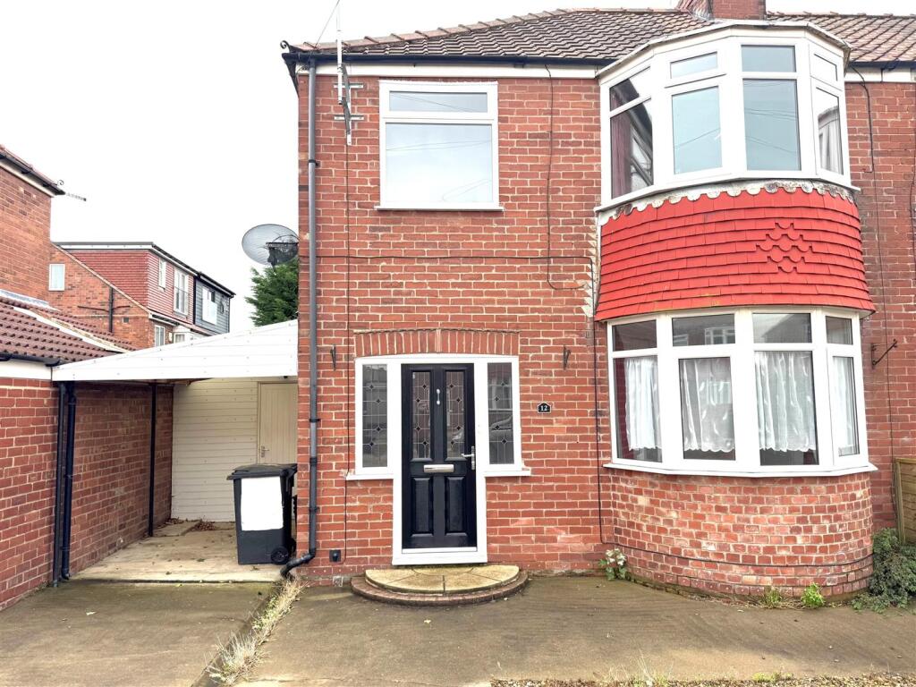 Main image of property: Ingleton Walk, York