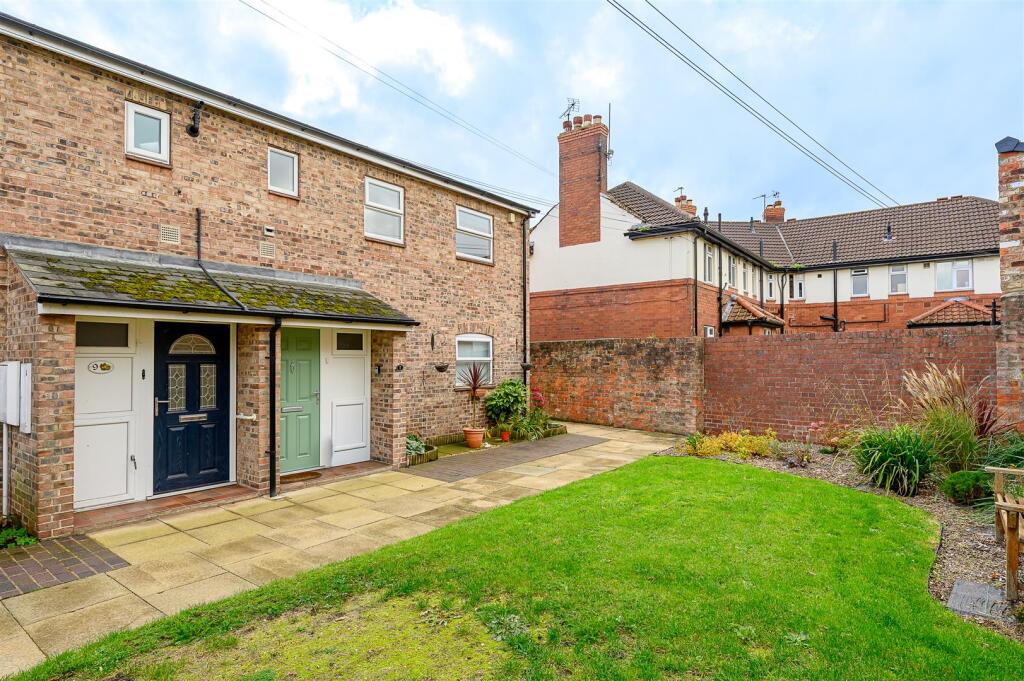 Main image of property: Clementhorpe, York, YO23 1AN