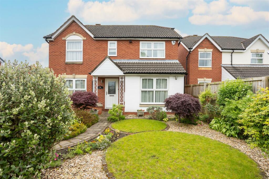 4 bedroom detached house for sale in Millfield Gardens, Nether