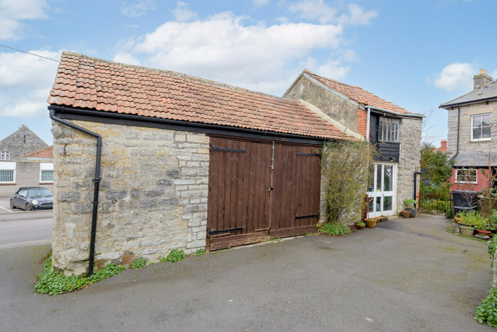 Additional property image - Leigh Road, Street