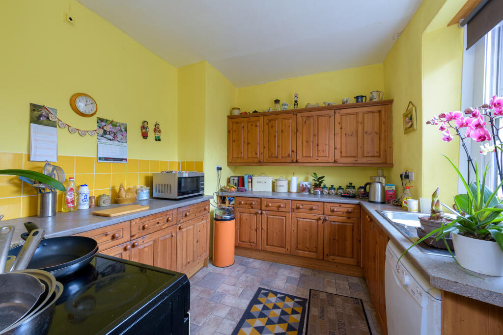 Additional property image - Leigh Road, Street