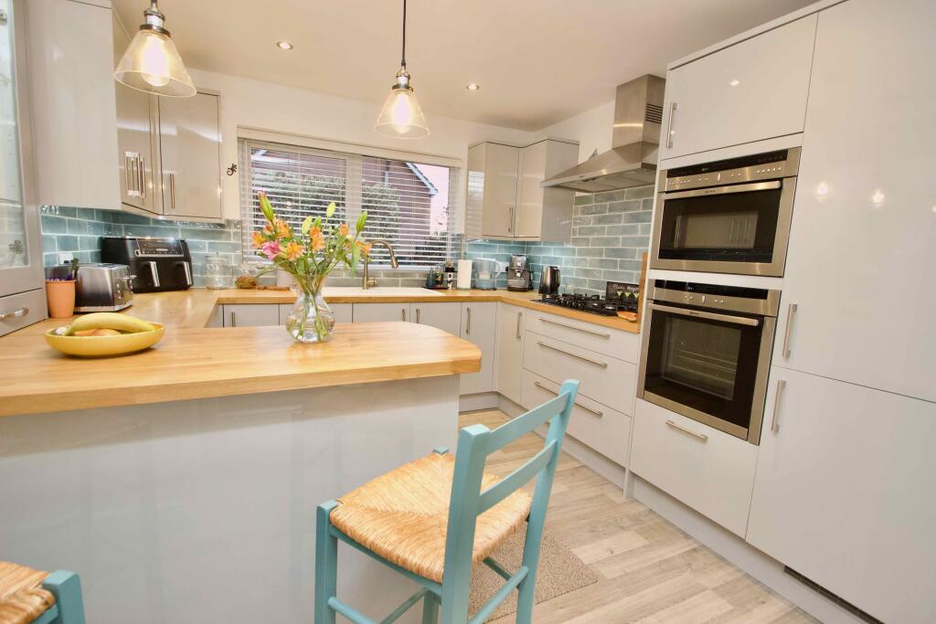 Additional property image - Simmons Close, Street