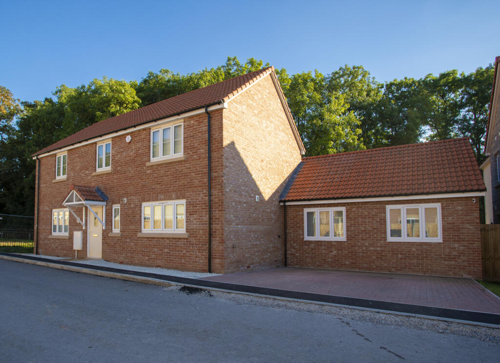 Main image of property: Bartons Close, Bawdrip