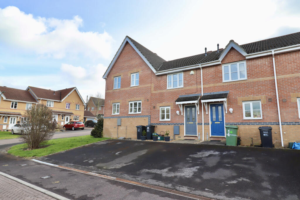 Main image of property: Moorland Road, Street