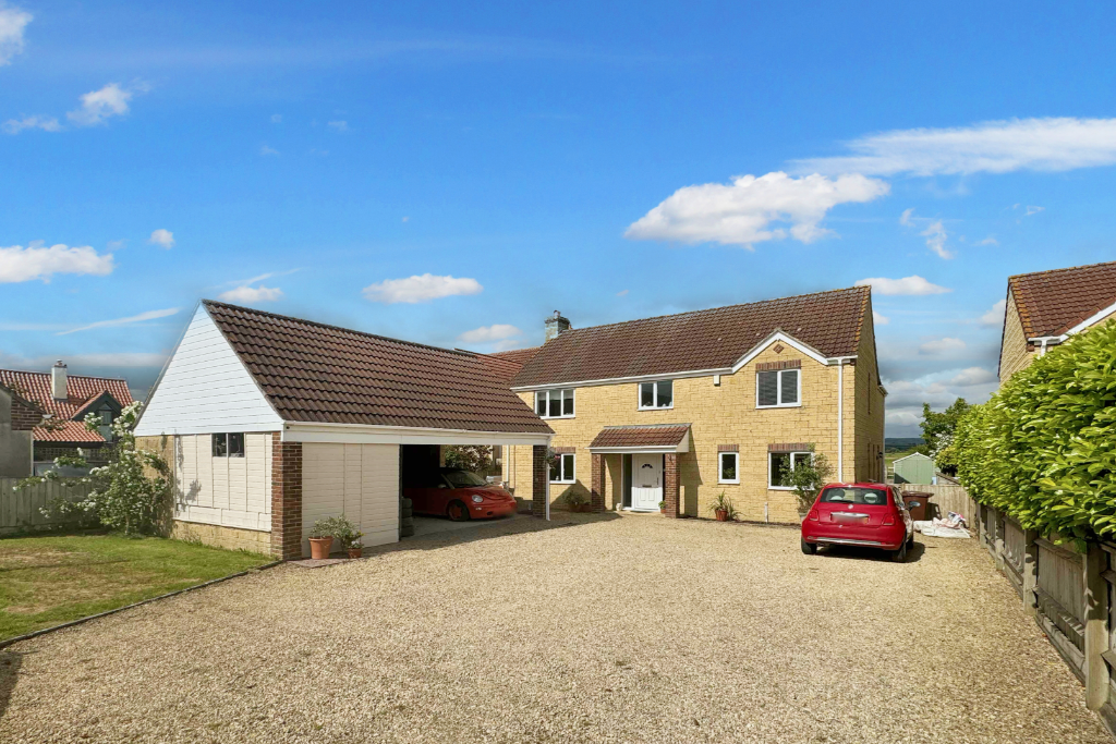 4 bedroom detached house for sale in Glastonbury Road, Meare, BA6