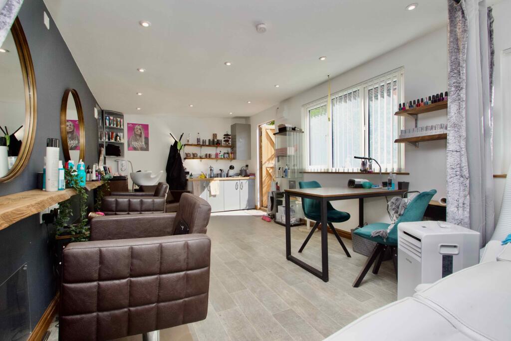 Additional property image - Higher Actis, Glastonbury, Somerset