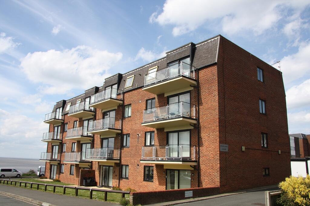 3 bedroom apartment for sale in Westcliffe Court, Cliff Parade