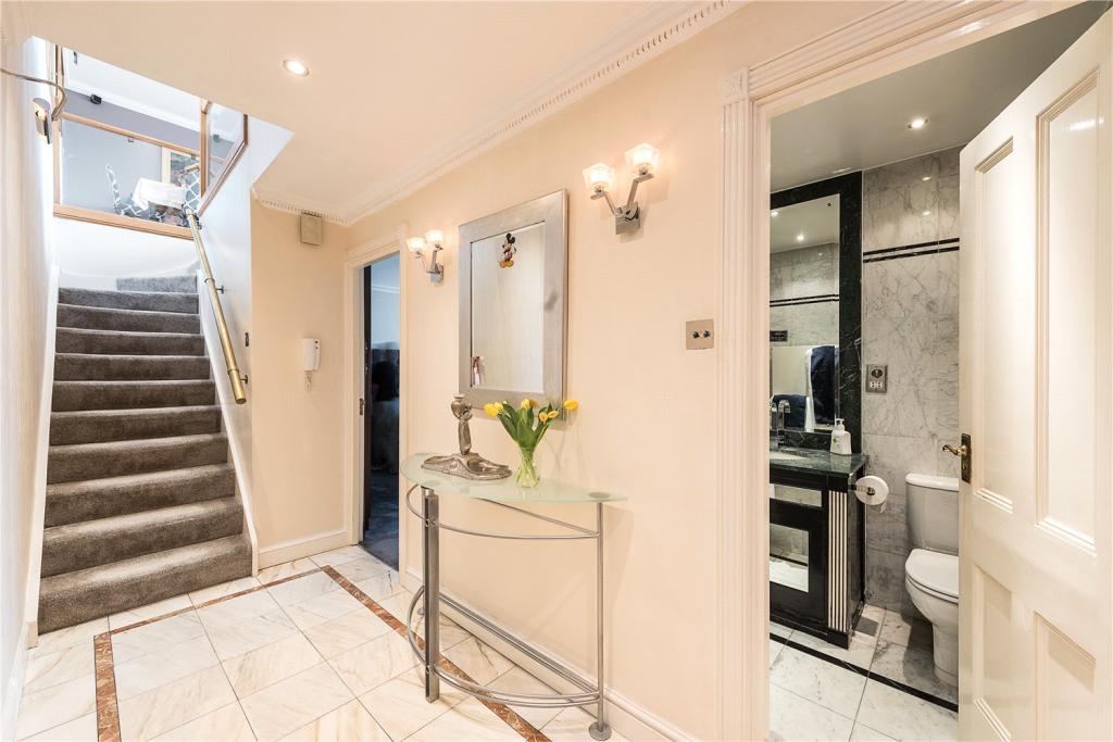 3 bedroom penthouse for sale in Southwick Street, W2