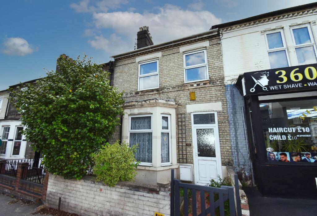 4 bedroom end of terrace house for rent in Magdalen Road, Norwich, NR3