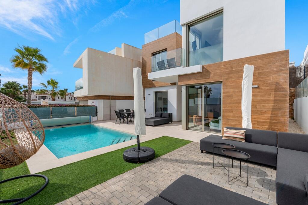 Main image of property: Valencia, Alicante, Orihuela Costa