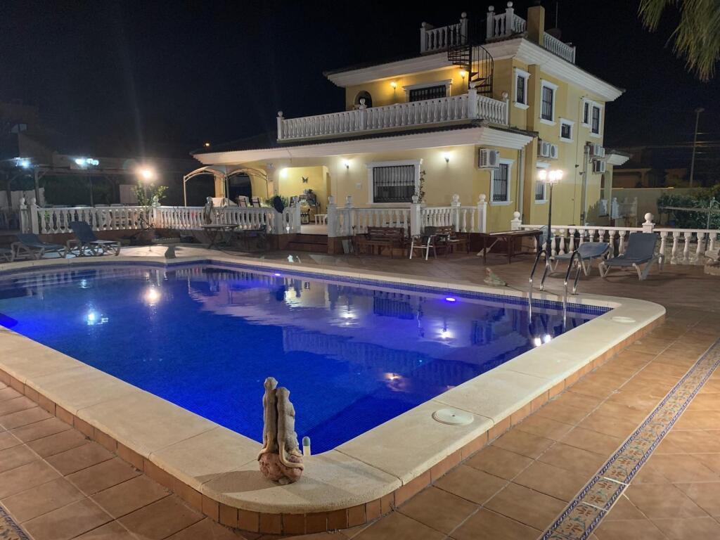 Main image of property: Valencia, Alicante, Torrevieja