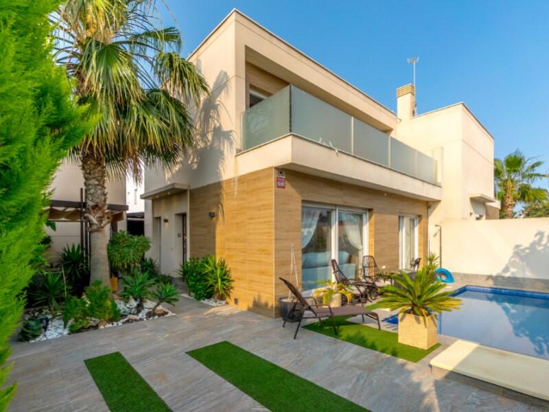 Main image of property: Valencia, Alicante, Pilar de la Horadada