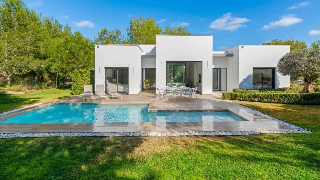 Main image of property: Valencia, Alicante, Orihuela Costa