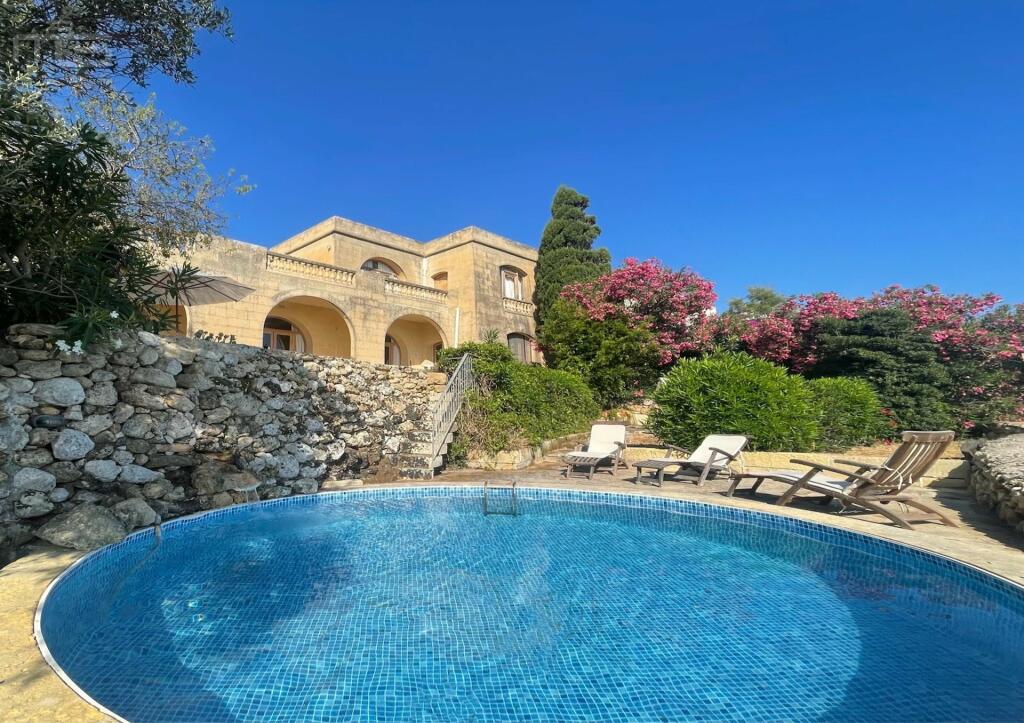 Villa for sale in Gozo