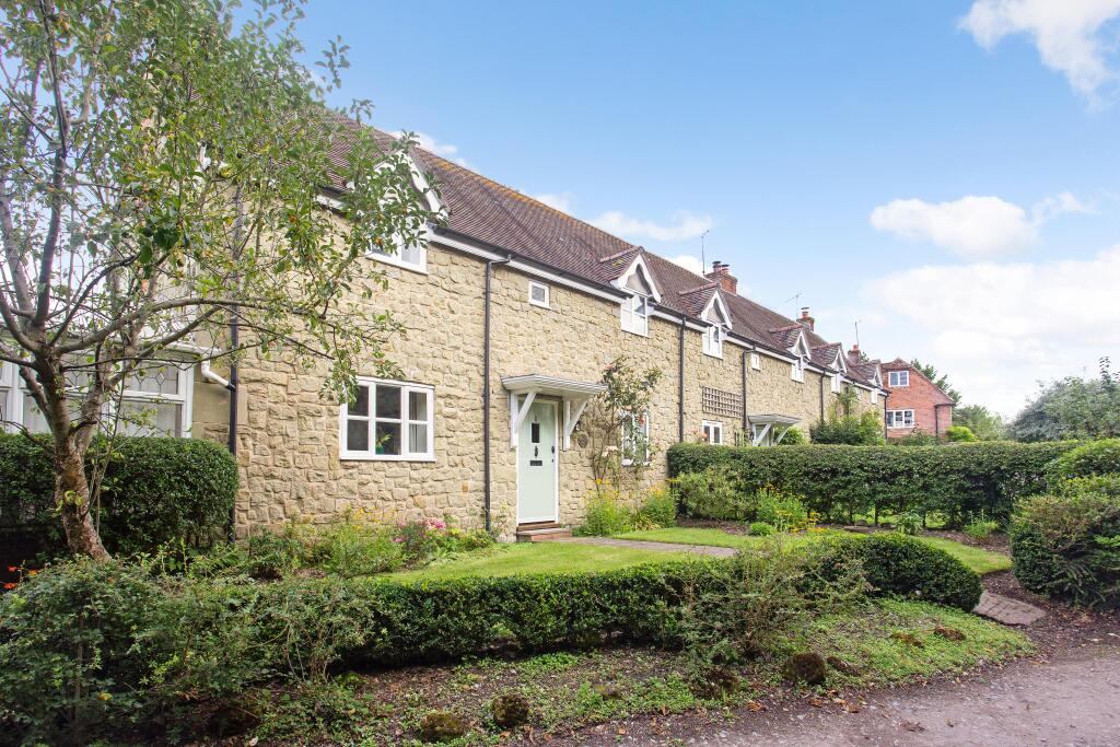 3 bedroom semidetached house for sale in Factory Lane, Barford St