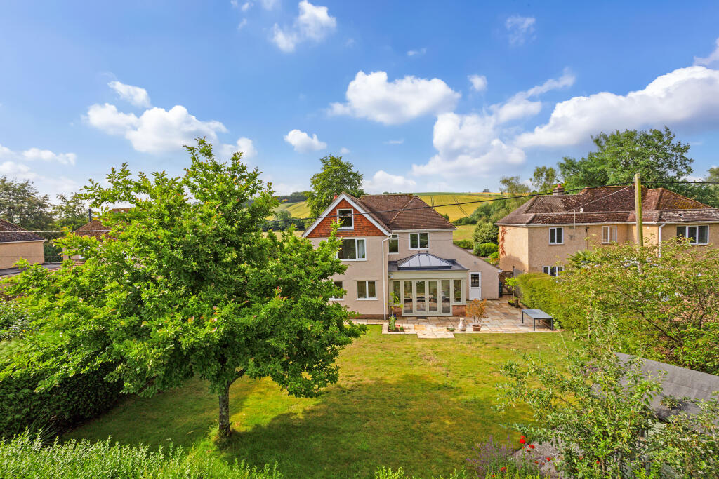 4 bedroom detached house for sale in Coombe Bissett, Salisbury, SP5