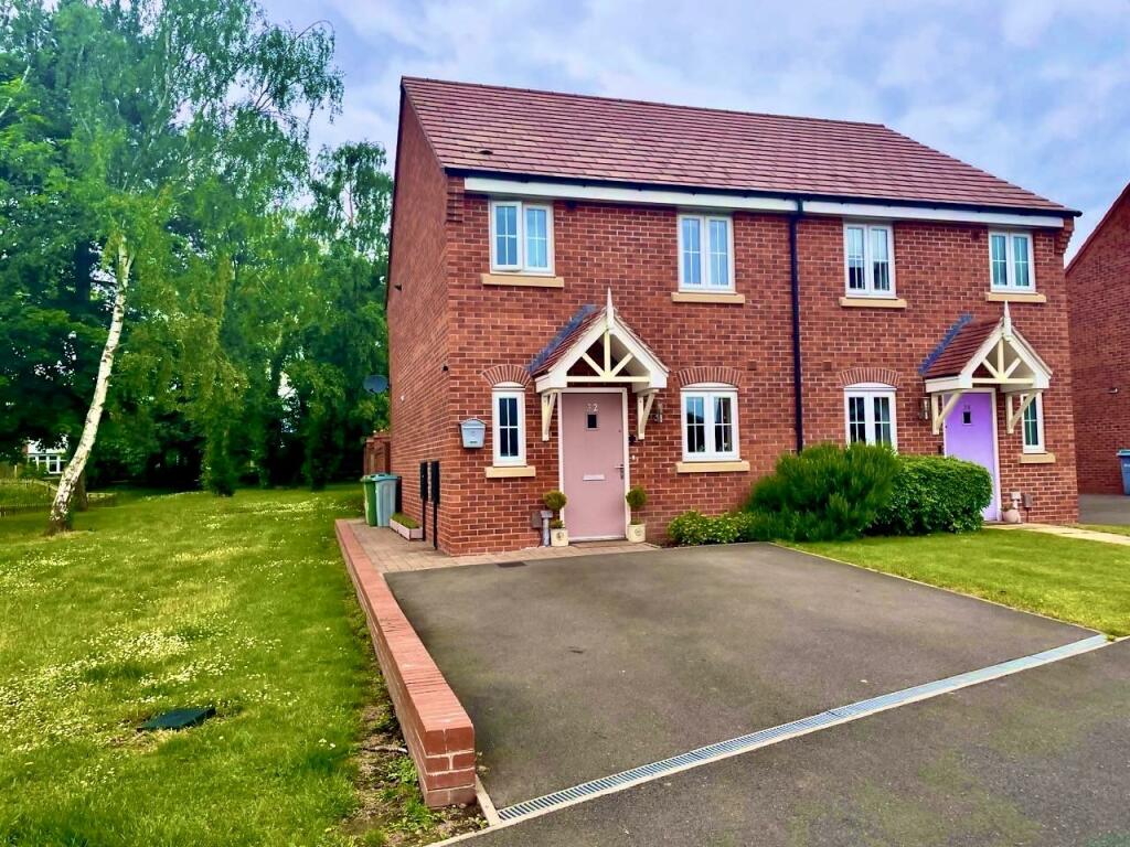 3 bedroom semidetached house for sale in Pasture Way, Farnsfield, NG22