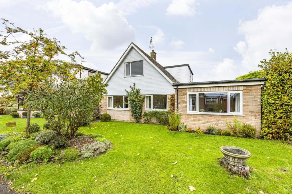Main image of property: Long Meadow, Farnsfield, Newark
