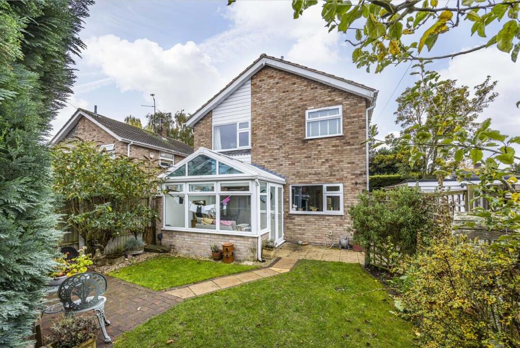 Main image of property: Ridgeway Close, Farnsfield