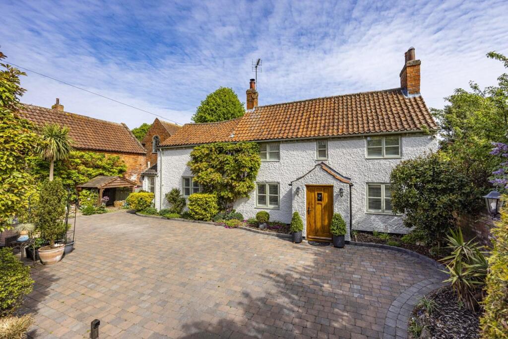 Main image of property: Main Street, Farnsfield, Newark