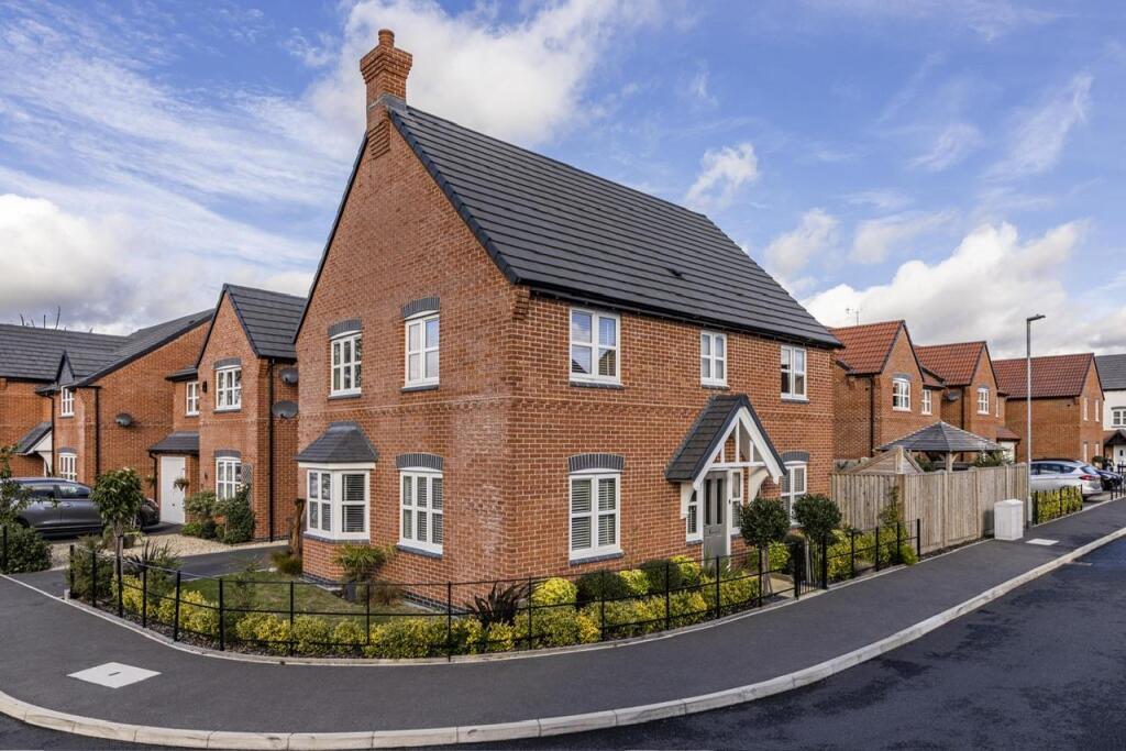 Main image of property: Esam Close, Farnsfield, Newark