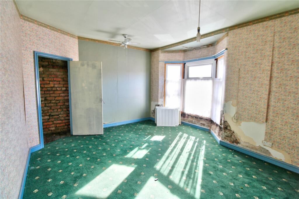 3 bedroom house for sale in Markfield Road, Bootle, Merseyside, L20