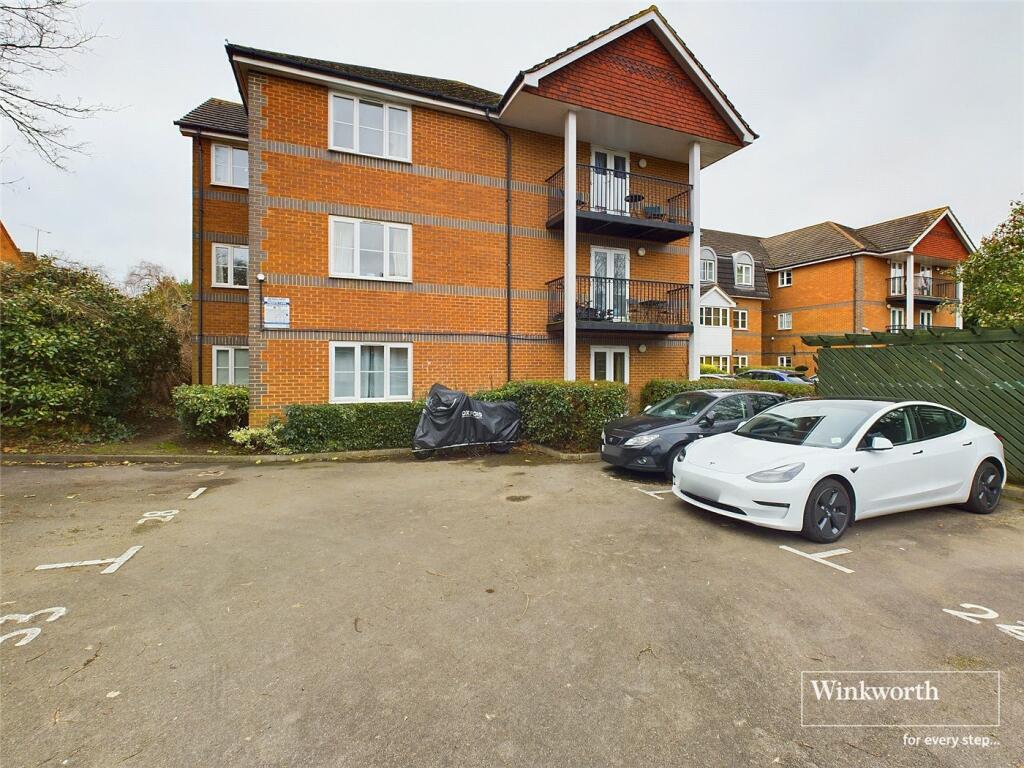 2 bedroom apartment for sale in Farringdon Court, Erleigh Road, Reading