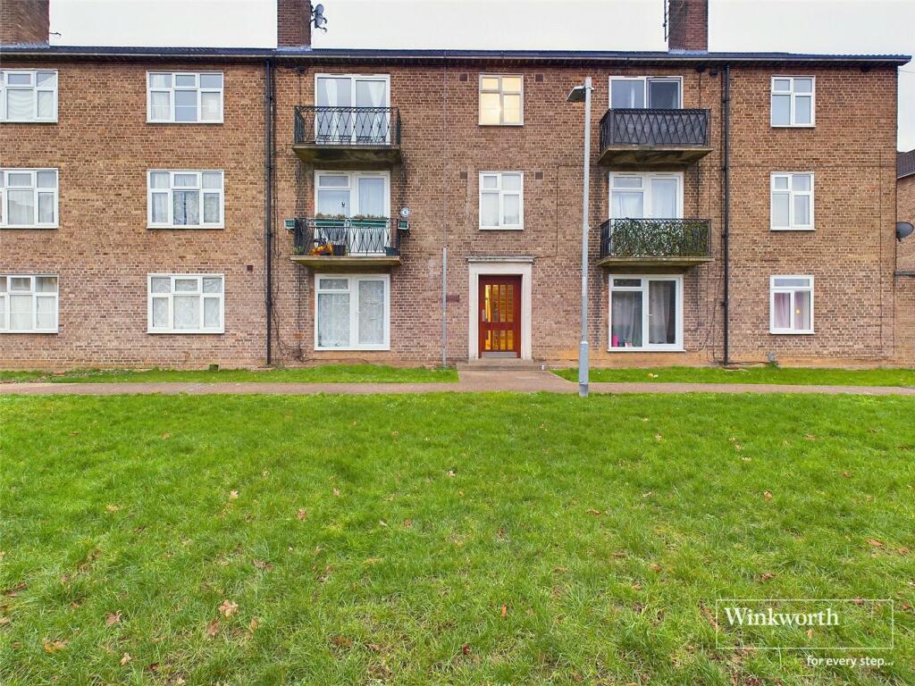 3 bedroom apartment for sale in Gosbrook Road, Caversham, Reading, Berkshire, RG4