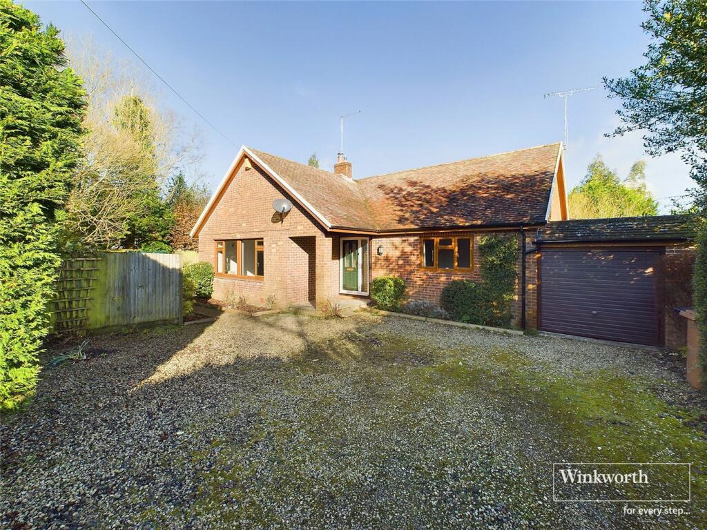 2 bedroom bungalow for sale in Whitehall Lane, Checkendon, Reading
