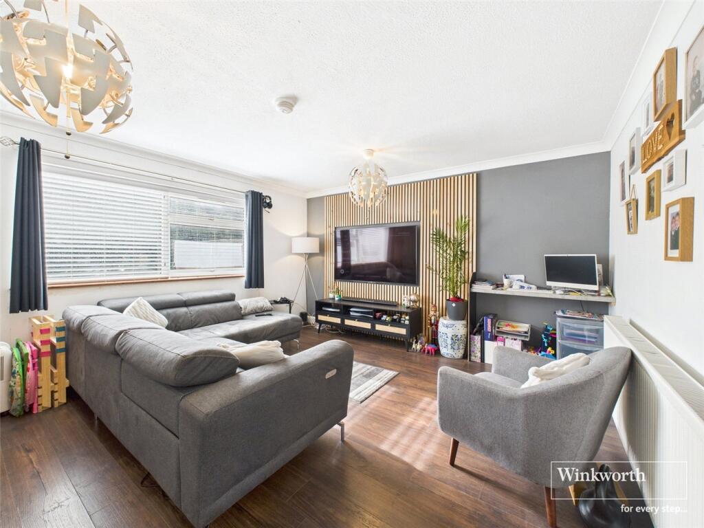 Main image of property: Appleford Road, Reading, Berkshire, RG30