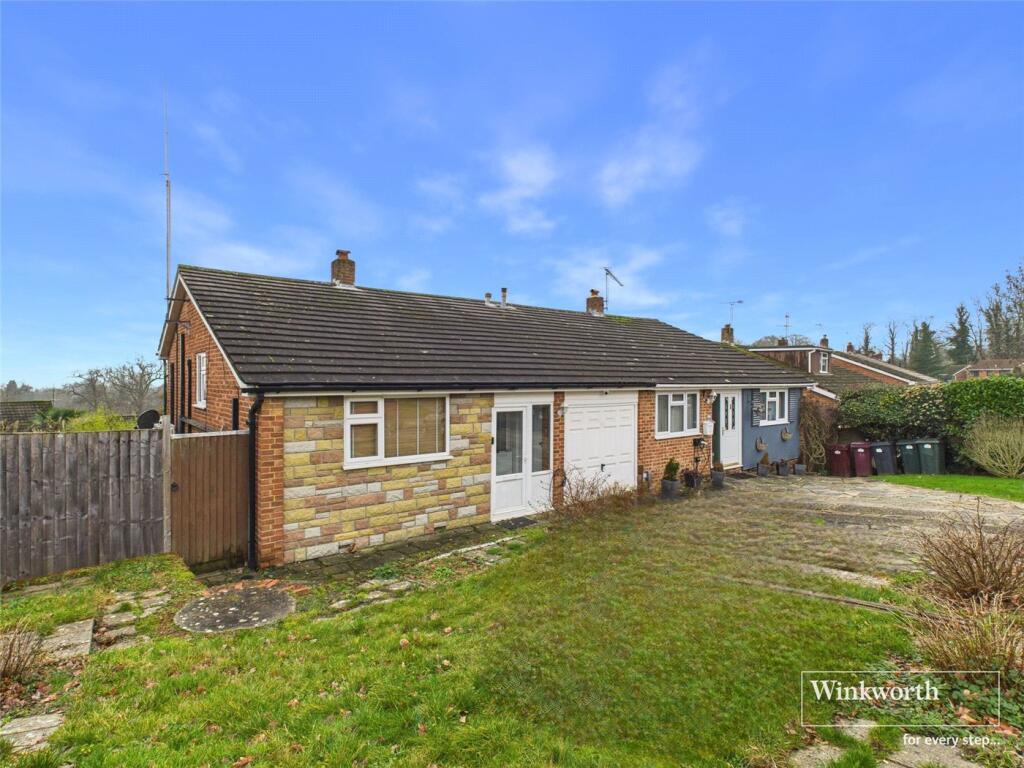 Main image of property: Mandeville Close, Tilehurst, Reading, Berkshire, RG30
