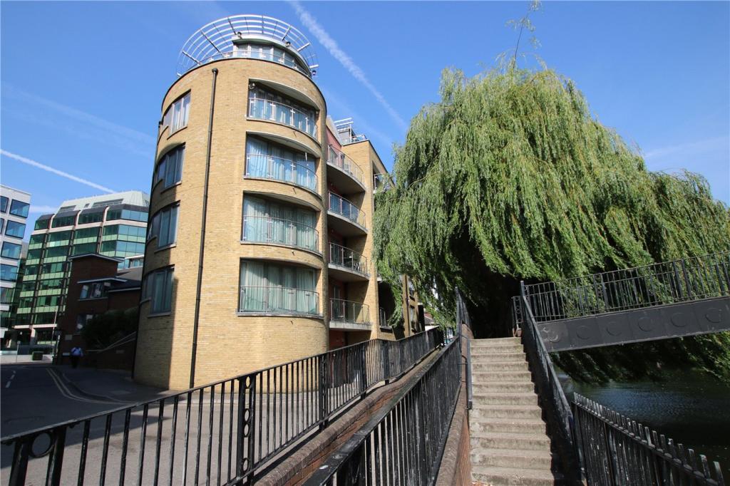 2 bedroom apartment for rent in Oyster Wharf, Crane Wharf, Reading, Berkshire, RG1