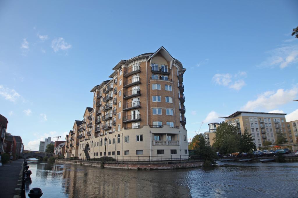 Main image of property: Blakes Quay, Gas Works Road, Reading, Berkshire, RG1