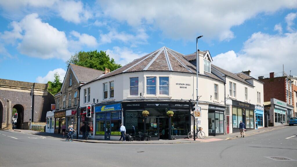 Main image of property: Room 4, Station Hill House,Chippenham SN15 1EQ