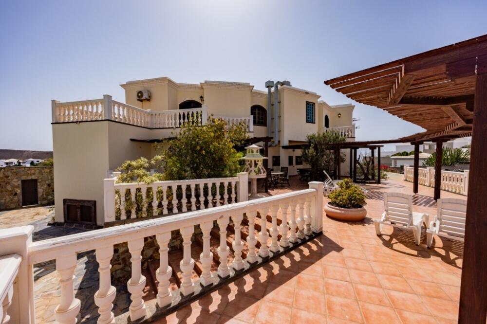 Main image of property: Canary Islands, Lanzarote, Costa Teguise