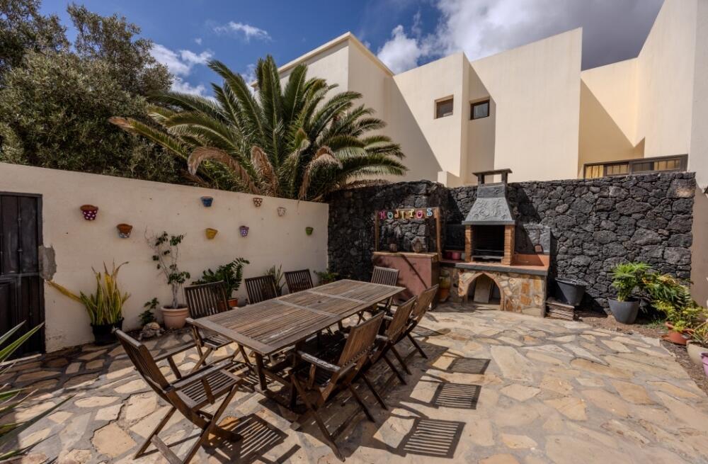 Main image of property: Canary Islands, Lanzarote, Costa Teguise