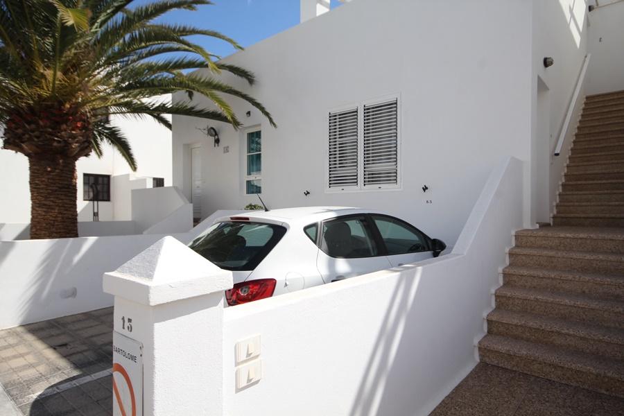 2 bedroom property for sale in Canary Islands, Lanzarote, Playa Honda